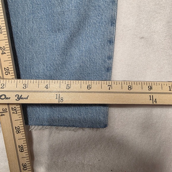 Madewell The Curvy Perfect Vintage Jean Light Wash Distressed Size 31 - Picture 8 of 9